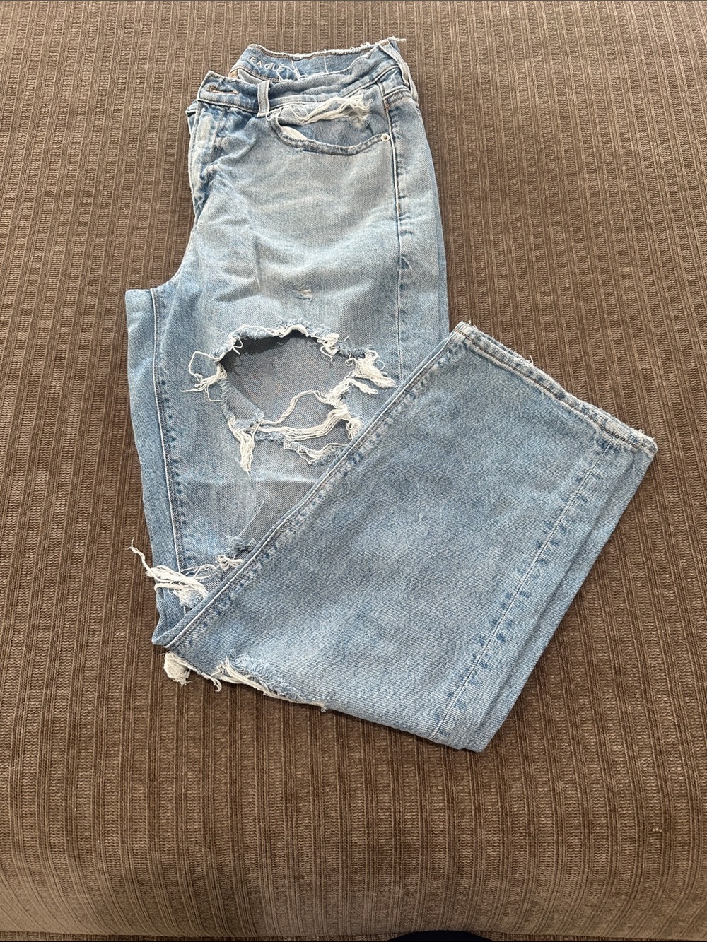 American Eagle 90’s straight women’s jeans - Picture 2 of 6